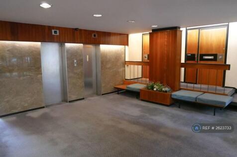 Building Entrance Lobby