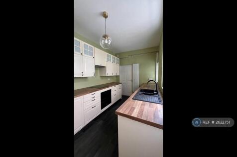 Kitchen (Side View)