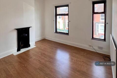 Master Bedroom (Back View)