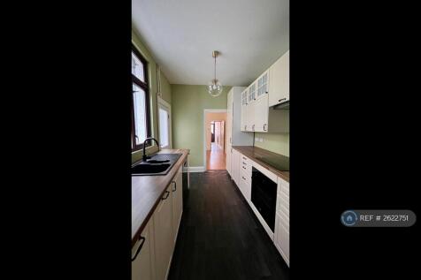 Kitchen (Back View)