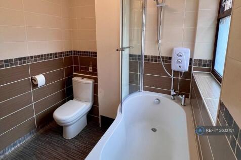 Bathroom (Front View)