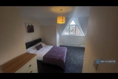 Room 5- Available