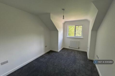 Bedroom 2 (3)