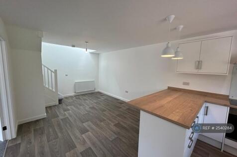 Kitchen Diner (2)