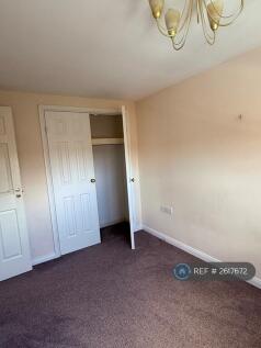 Built In Wardrobes In All Bedrooms 