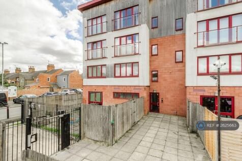 Property Image 12