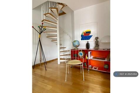 Spiral Staircase To Second Floor