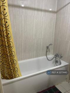 Bathroom-Tub