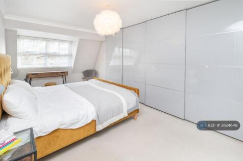 Master Bedroom (2)