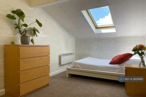 Front Bedroom