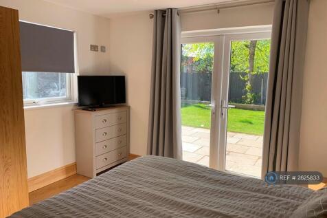Double Bedroom 1
