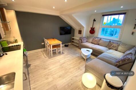 Open Plan Living/Kitchen/Dining