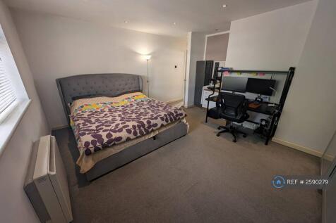 Double Bedroom 1