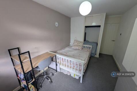 Double Bedroom 2