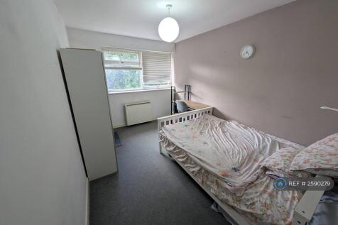 Double Bedroom 2