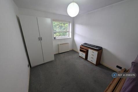 Double Bedroom 3