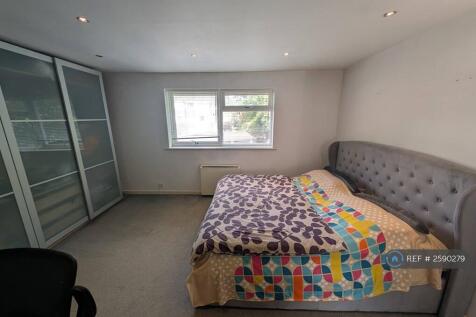 Double Bedroom 1