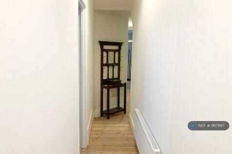 Elegant Hallway With Victorian Features
