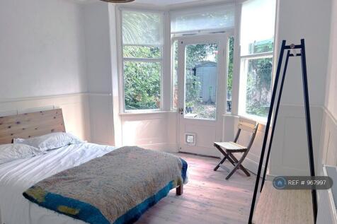 Bedroom Opening Up Onto Garden