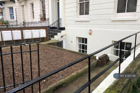 Flat Enterance And Front Garden