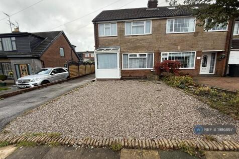 Front Of House Driveway