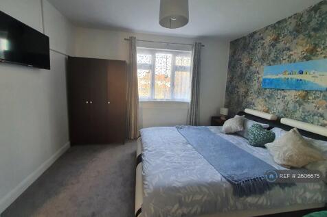 Double Bedroom 1