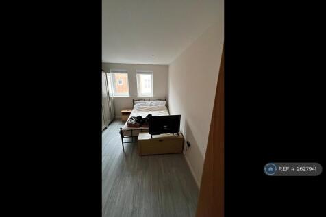 Master Bed Room