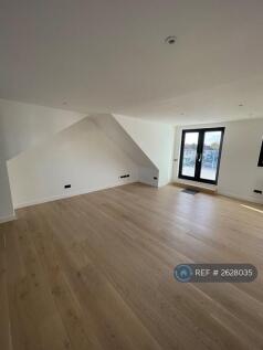 Lounge/Kitchen
