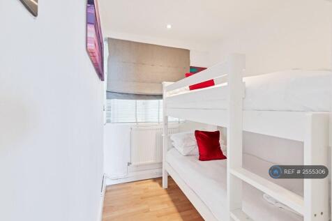 Bedroom 3 - Single Bunk Beds