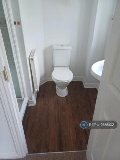 En- Suite Bedroom 1