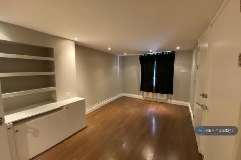 Ground Floor Ensuite Bedroom 