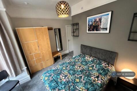 Bedroom 1 With Ensuite