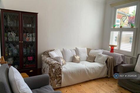 Shared Tv/Living Room Area 