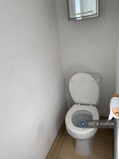 Downstairs Toilet 