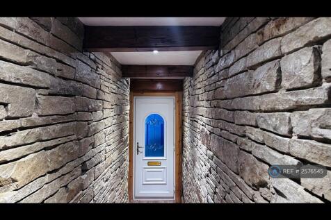 Ground Floor Entrance