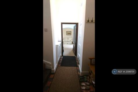 Entrance Corridor View To Octagon Room 