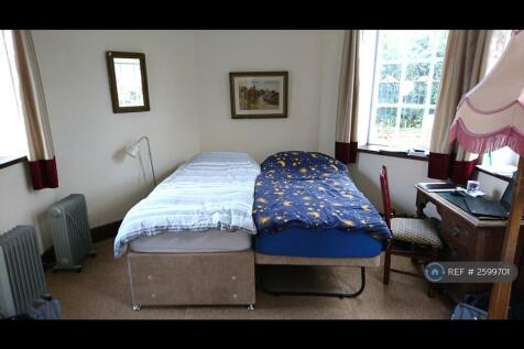 Octagon Bedroom 