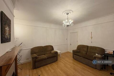 Room 7 - Available On 15th October