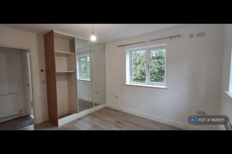 Bedroom 1, Inc Built In Wardrobes