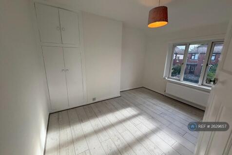 Double Bedroom 2