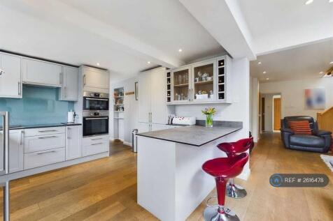 Shered Kitchen