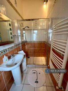 En Suite 1