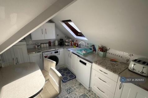 Apt Kitchen