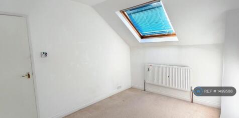 Bedroom 2.2
