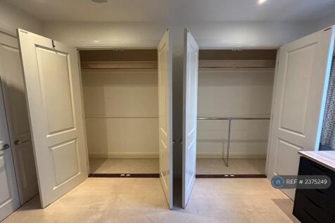Built In Wardrobes