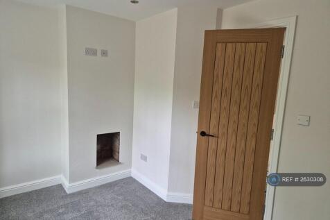 Front Main Bedroom