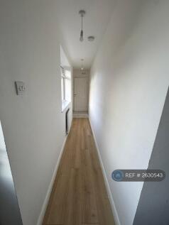 Ground Floor Hallway2