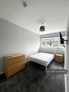 Spacious Upstairs Bedroom
