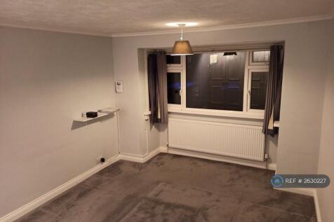 Large Bedroom 1