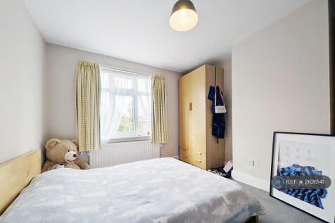 Rear Bedroom 2